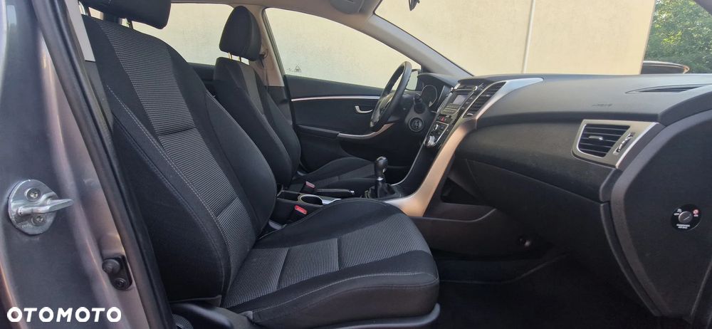 Hyundai i30 1.4 Classic + - 30