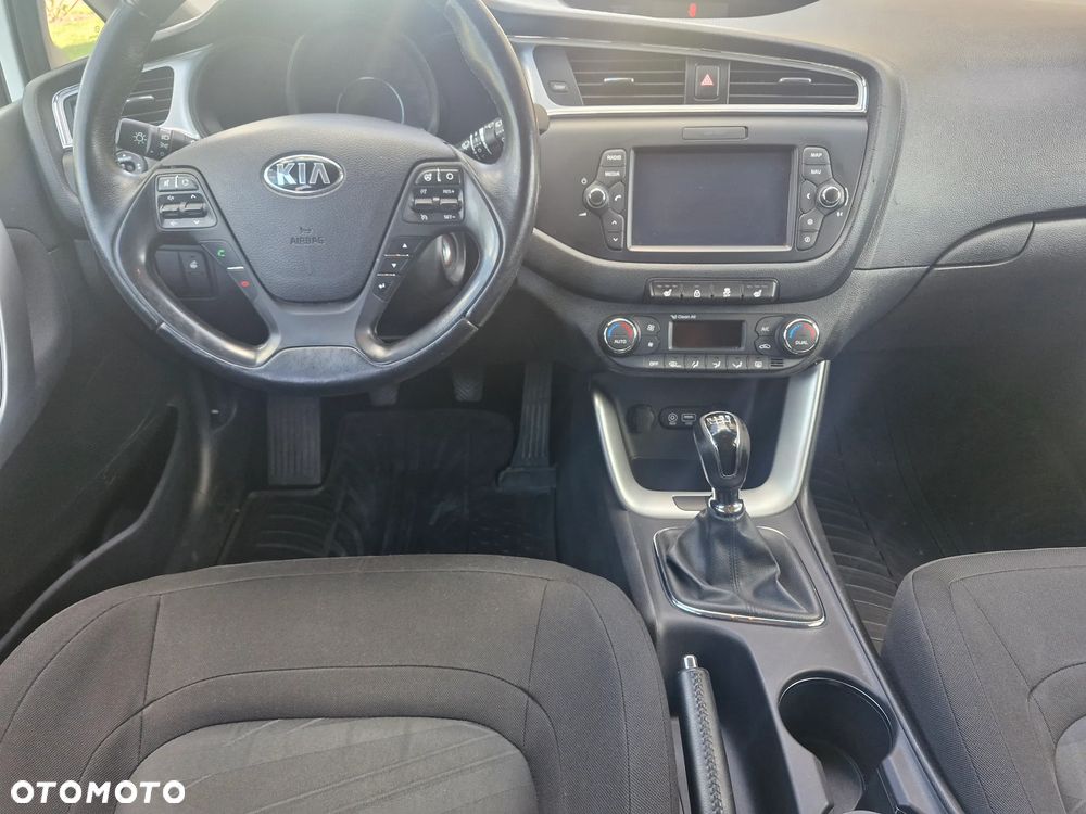 Kia Ceed 1.6 CRDi S - 16