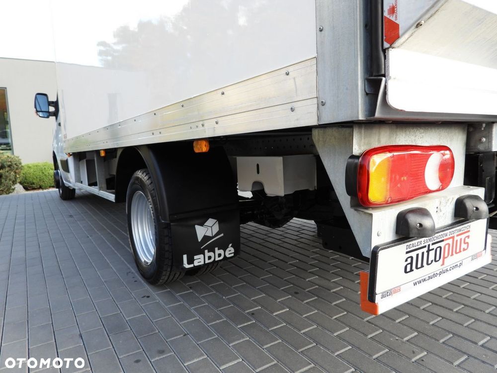 Renault MASTER KONTENER WINDA 8 PALET TEMPOMAT LEDY BLIŹNIACZE KOŁA KLIMATYZACJA  145KM - 17
