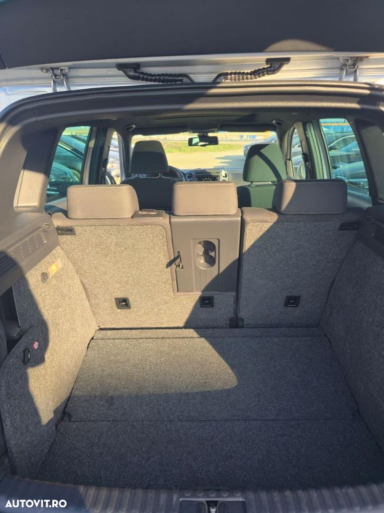 Volkswagen Tiguan - 7