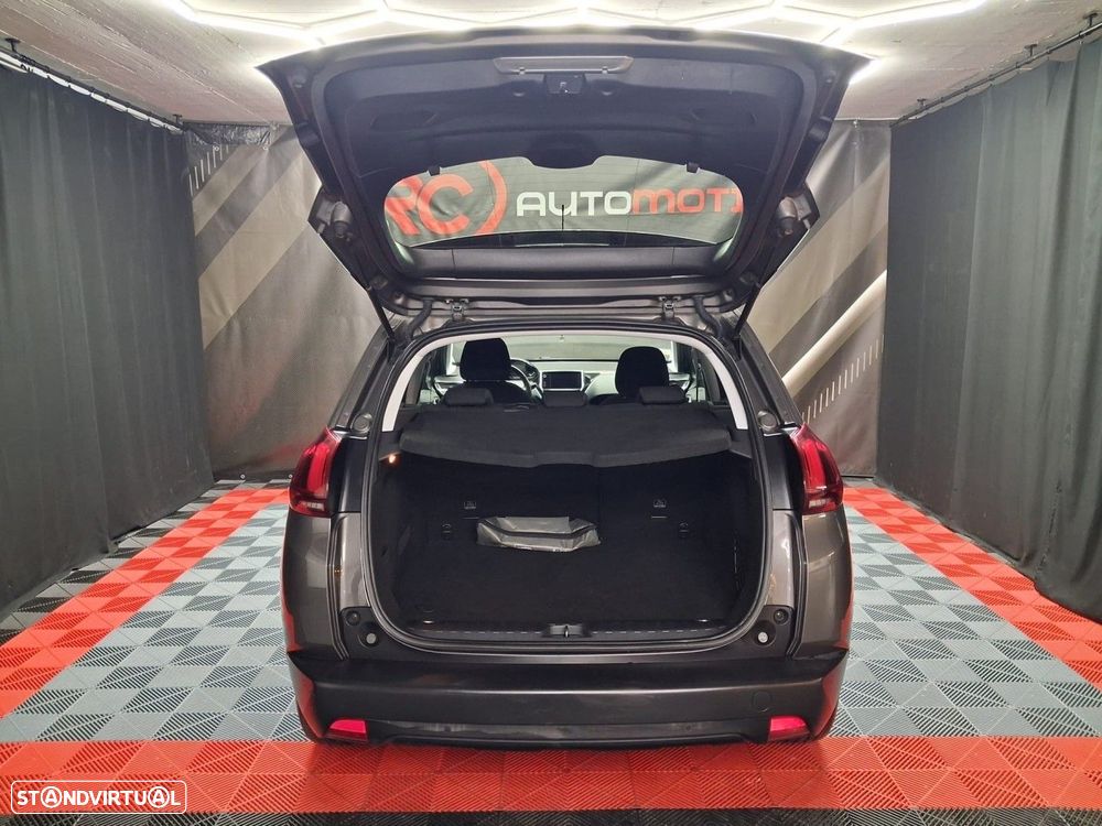 Peugeot 2008 1.2 PureTech Style - 13