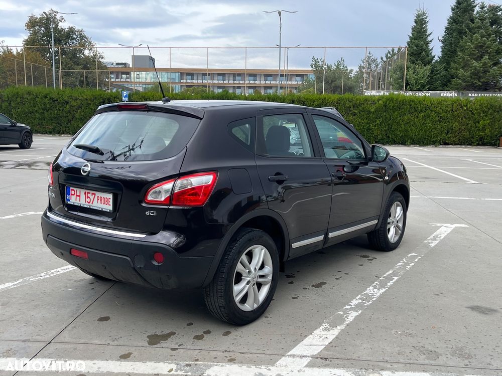 Nissan Qashqai 1.6 DCI 4 x 4 DPF Start/Stop acenta - 4