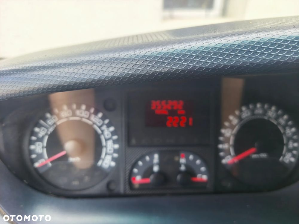 Iveco DAILY - 1