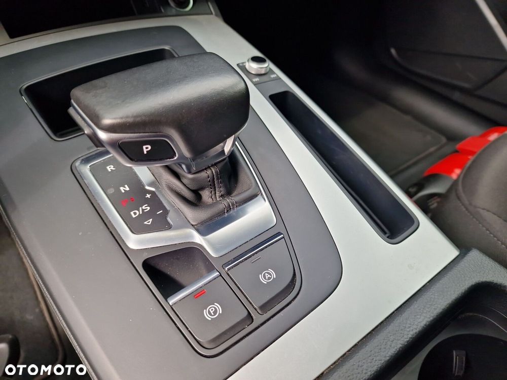 Audi Q5 35 TDI mHEV S tronic - 16