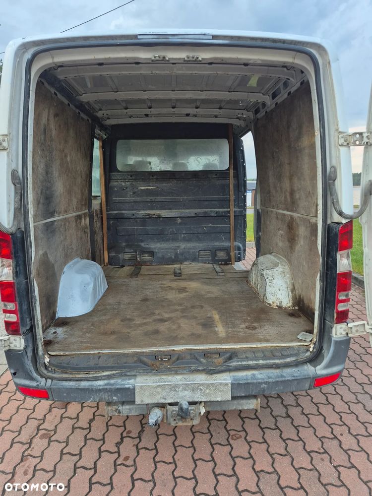 Mercedes-Benz Sprinter - 10
