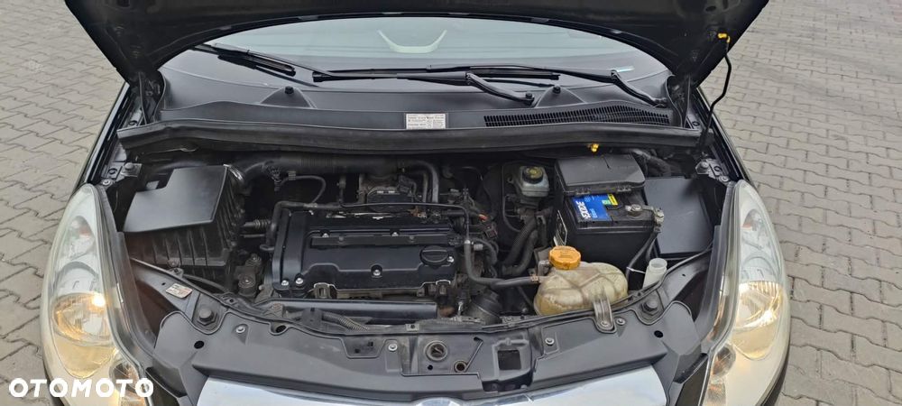Opel Corsa 1.4 16V Silverline - 19