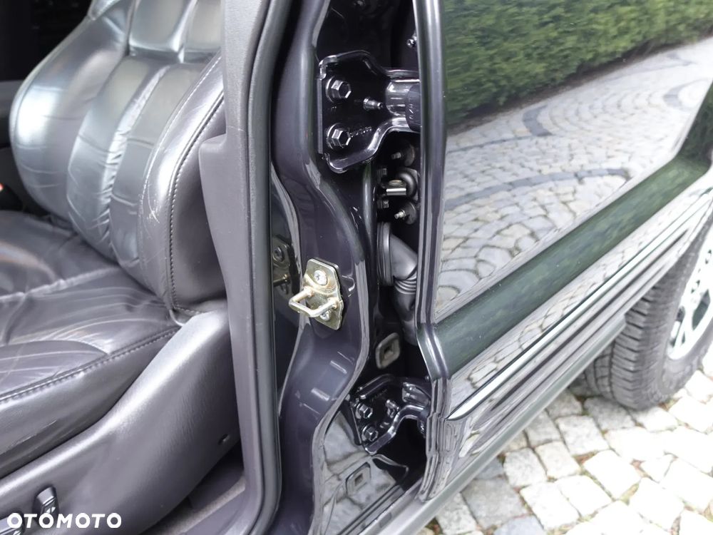 Jeep Grand Cherokee - 29