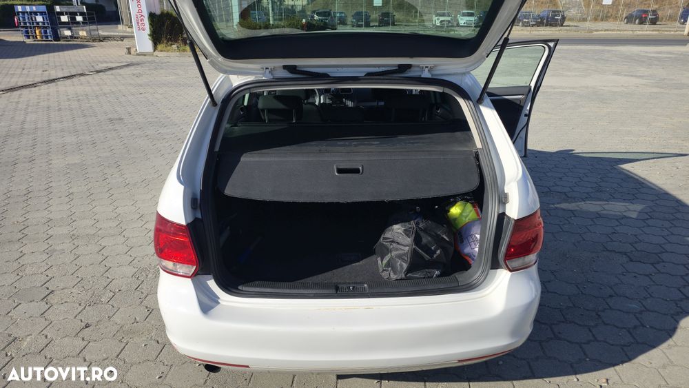 Volkswagen Golf 1.6 TDI DPF Trendline - 5