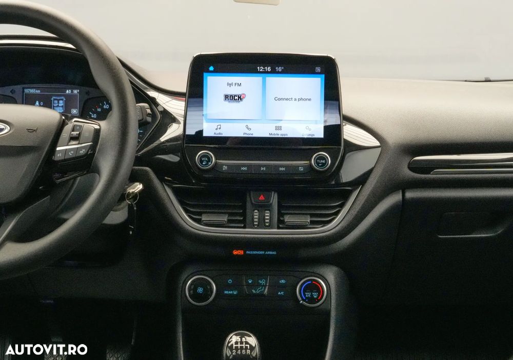 Ford Fiesta 1.5 TDCi Titanium - 18