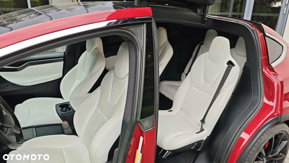 Tesla Model X Performance - 7