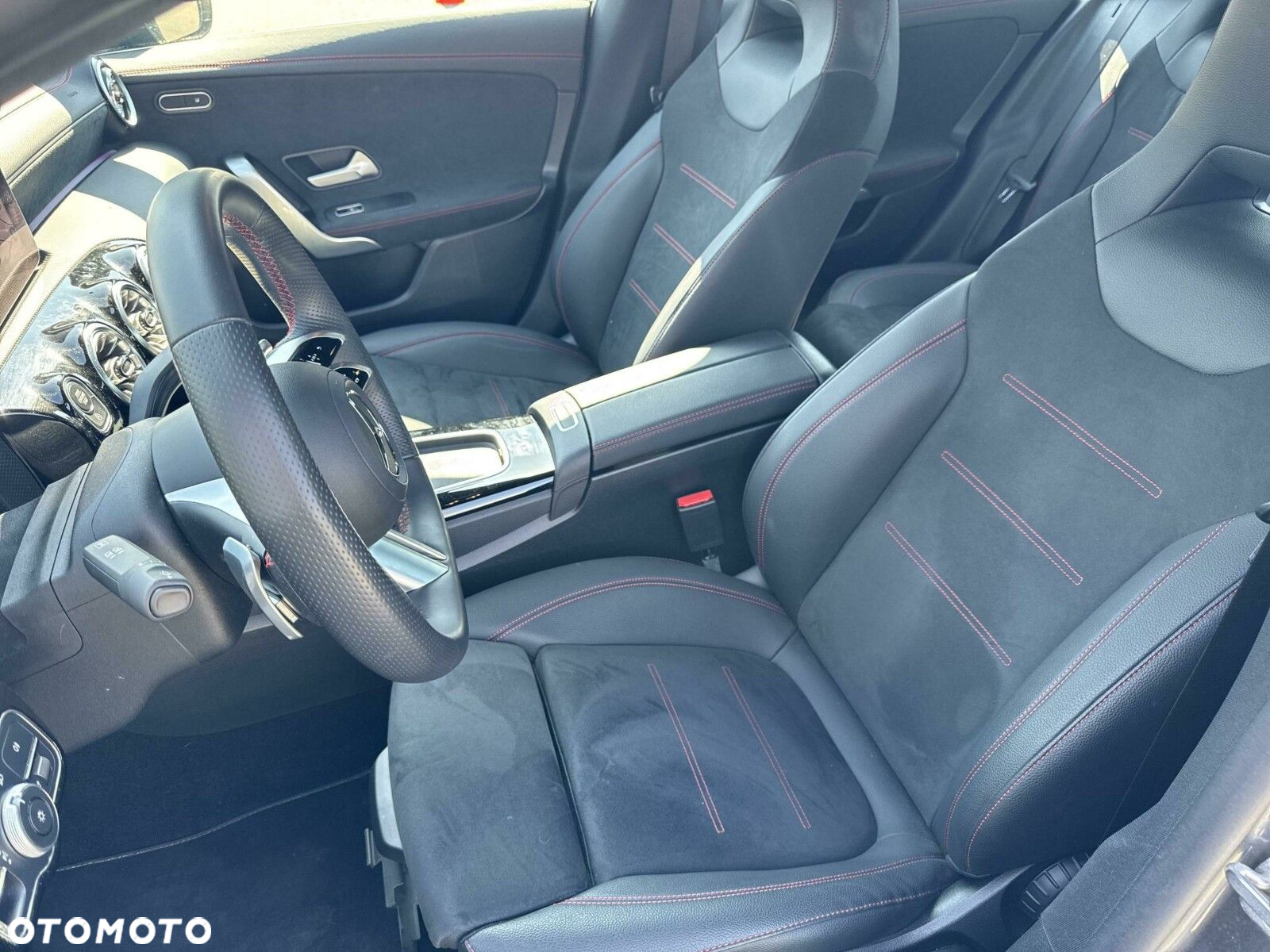 Mercedes-Benz CLA 200 AMG Line 7G-DCT - 18