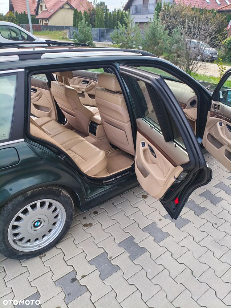 BMW Seria 5 - 16