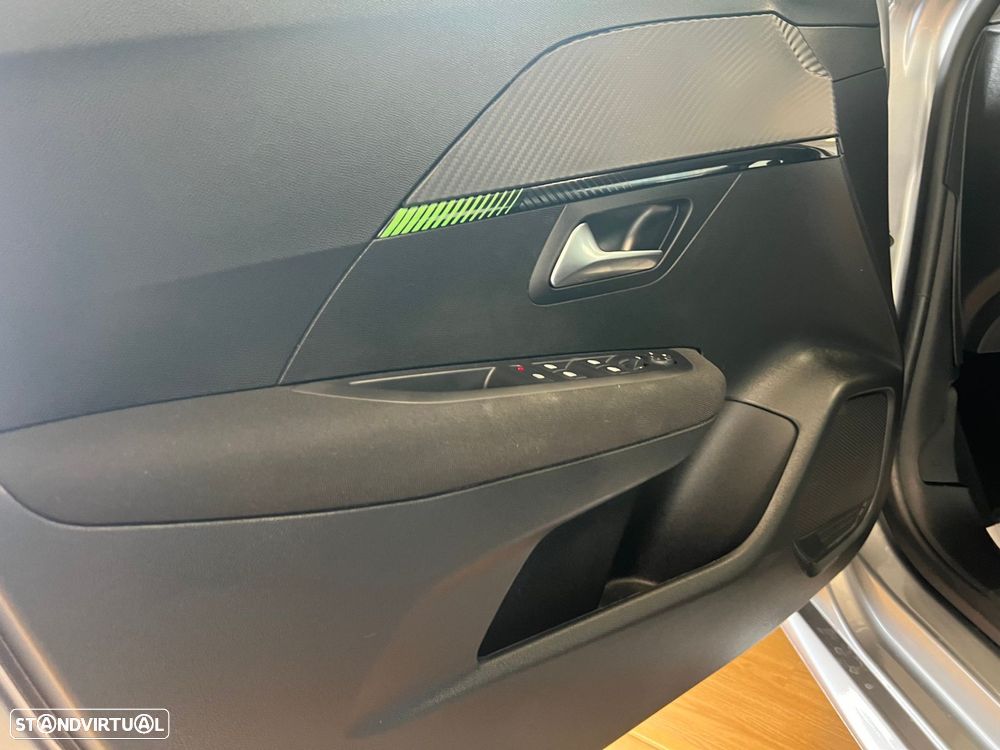 Peugeot 208 1.2 PureTech Active - 6