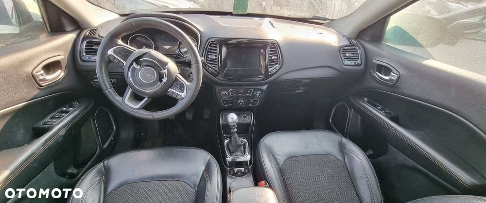 Jeep Compass - 7
