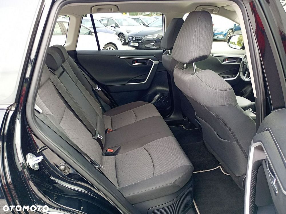 Toyota RAV4 - 32
