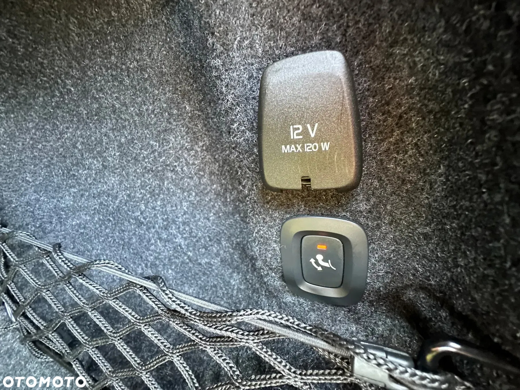 Volvo S90 D4 Geartronic Momentum Pro - 24