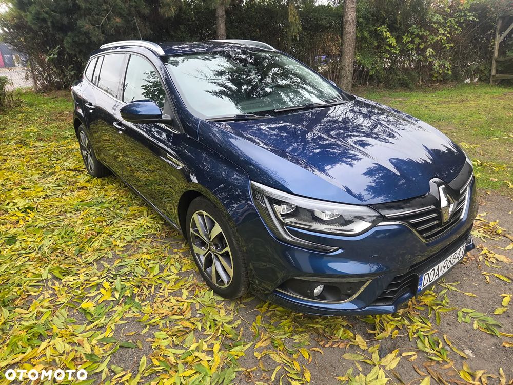 Renault Megane ENERGY TCe 130 EDC BOSE EDITION - 6