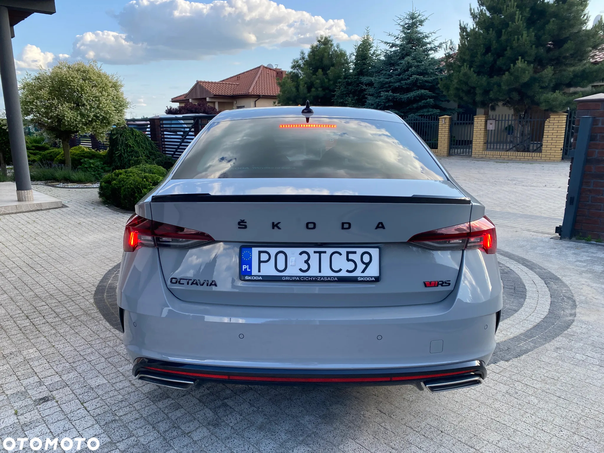 Skoda Octavia 2.0 TDI RS DSG - 10