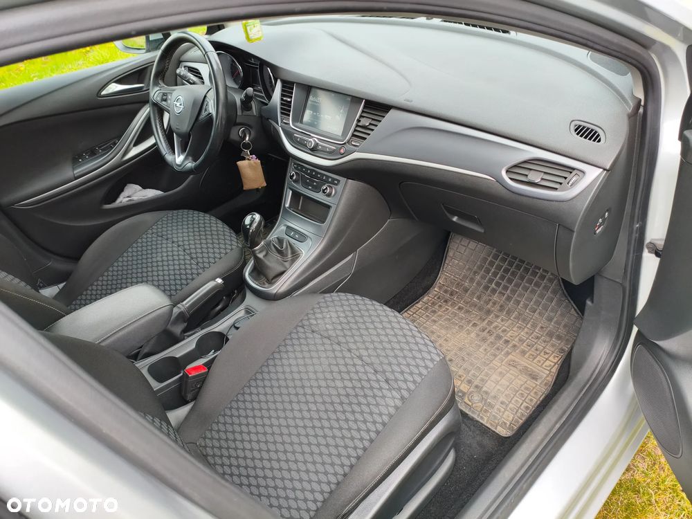 Opel Astra 1.4 T Dynamic - 12