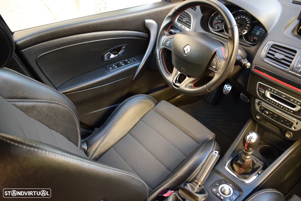 Renault Mégane Sport Tourer 1.5 dCi GT Line - 44
