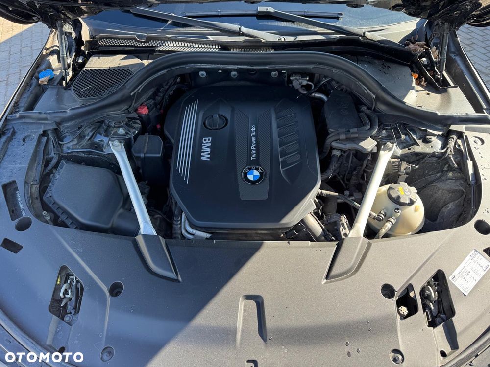 BMW 6GT 630d Sport Line - 11
