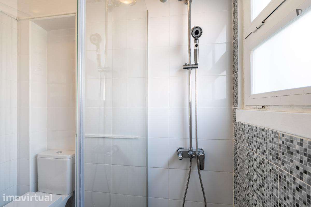 Quarto - localizado em Alvalade Lisbon - Grande imagem: 4/27