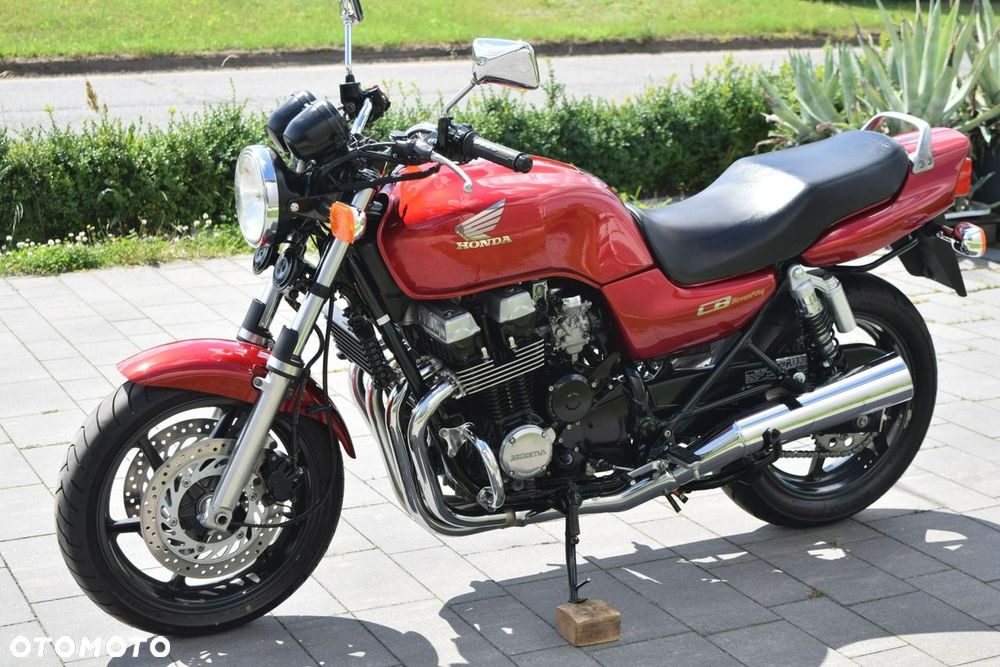 Honda CB - 4