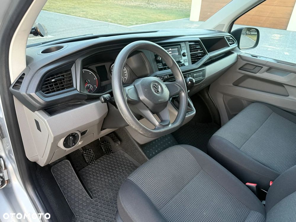 Volkswagen Transporter - 8