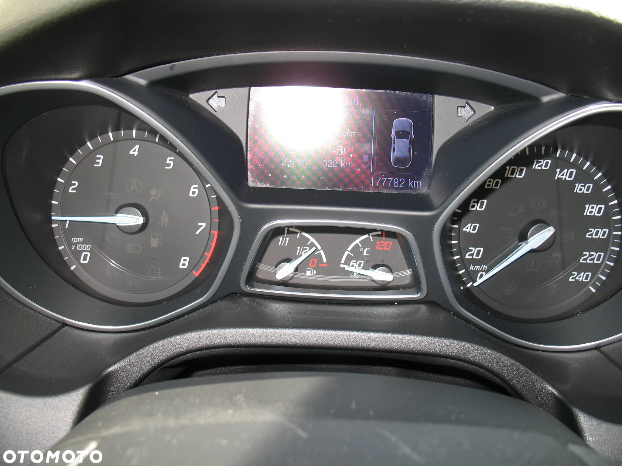 Ford Focus 1.6 EcoBoost Titanium - 4