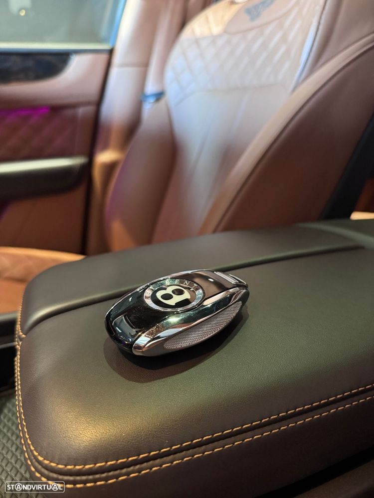 Bentley Bentayga Hybrid - 39