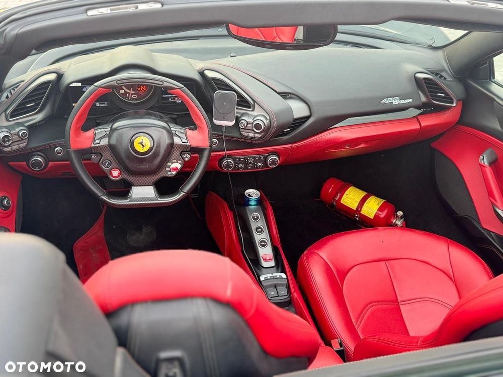 Ferrari 488 - 6