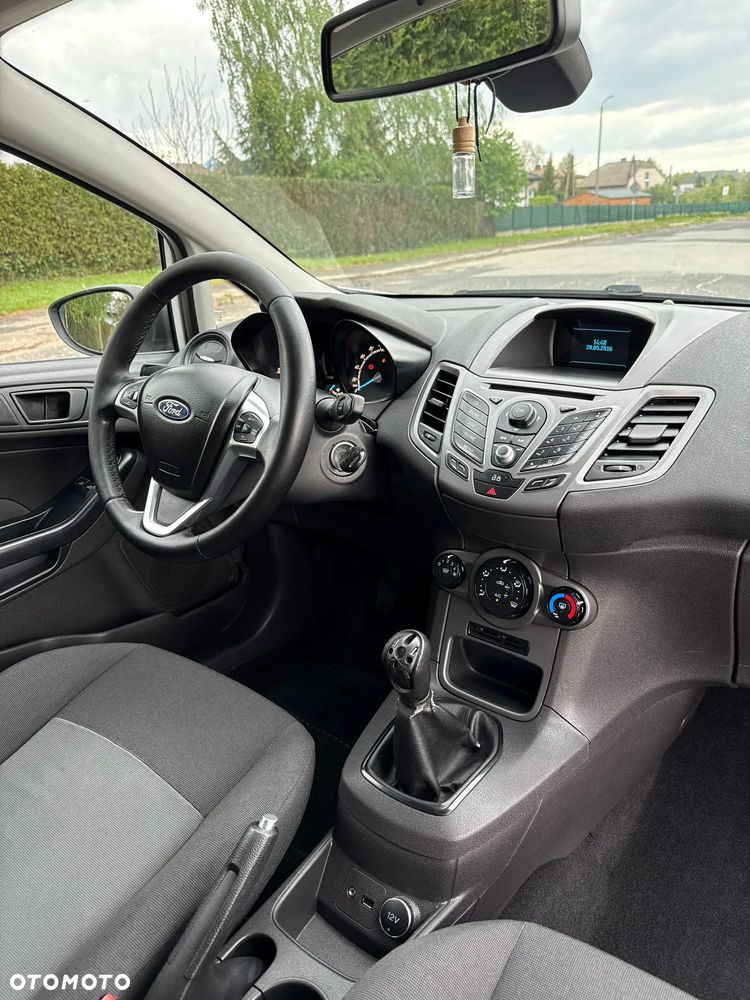 Ford Fiesta - 19