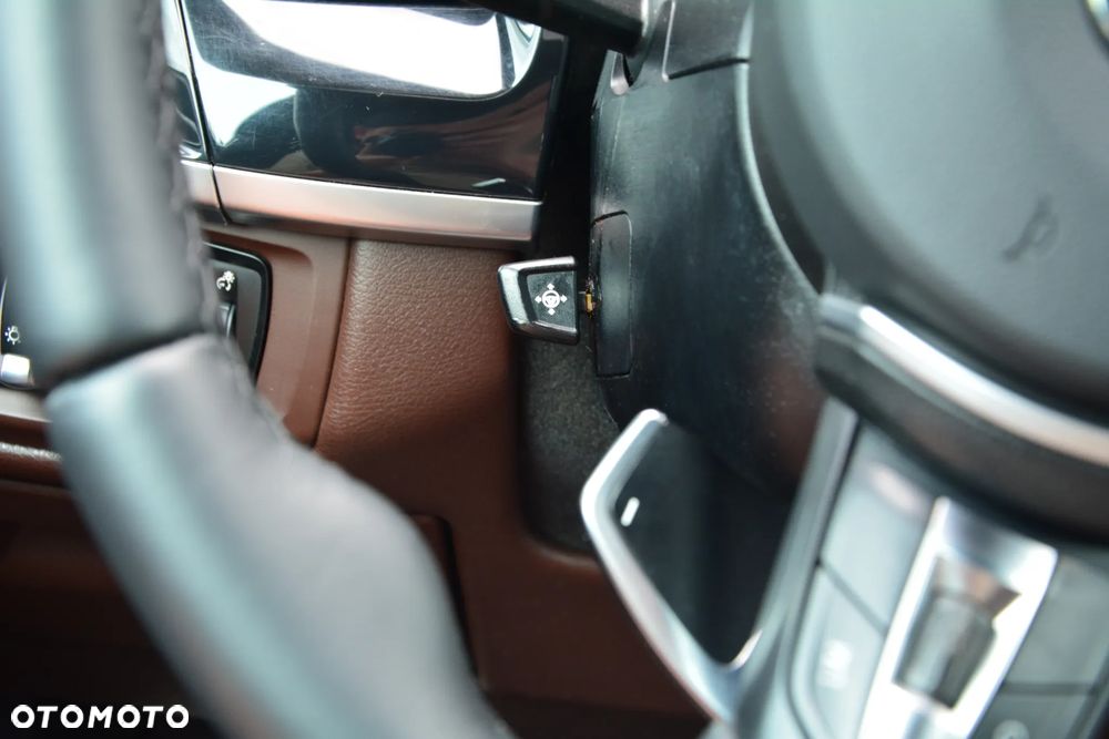 BMW X5 xDrive30d - 27
