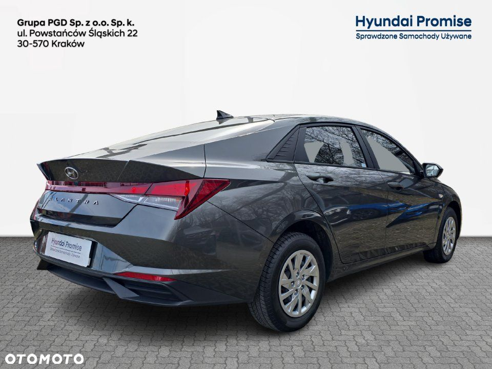 Hyundai Elantra - 6