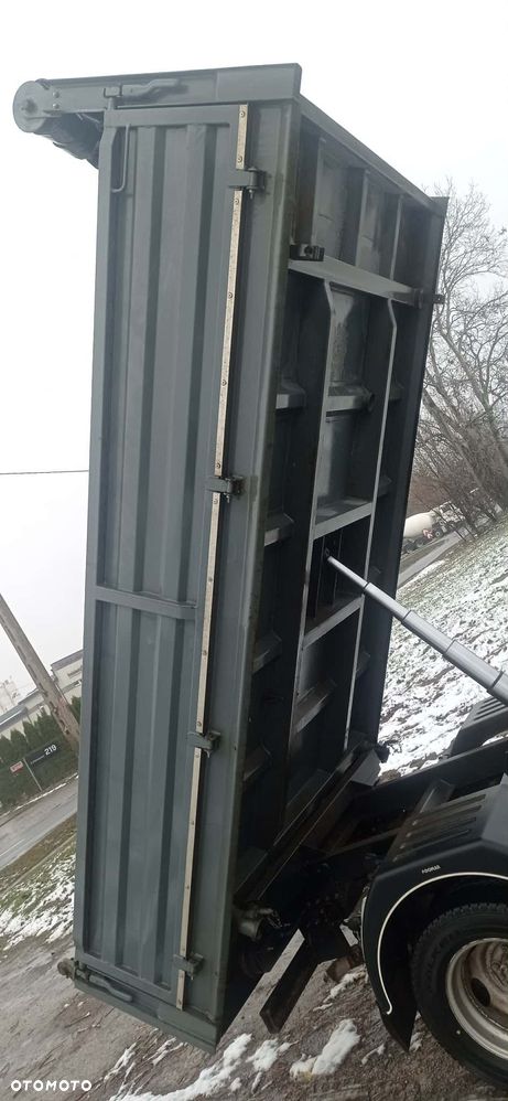 Mitsubishi Fuso Canter 3s15 - 18