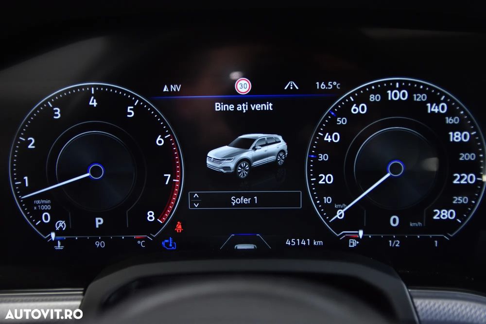 Volkswagen Touareg - 10