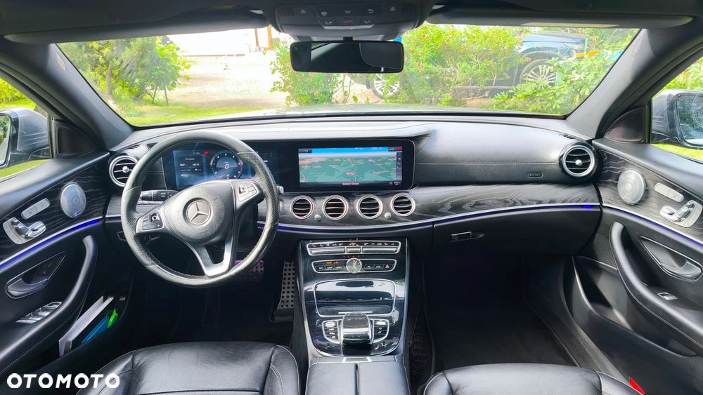 Mercedes-Benz Klasa E 220 d 4-Matic All-Terrain - 11