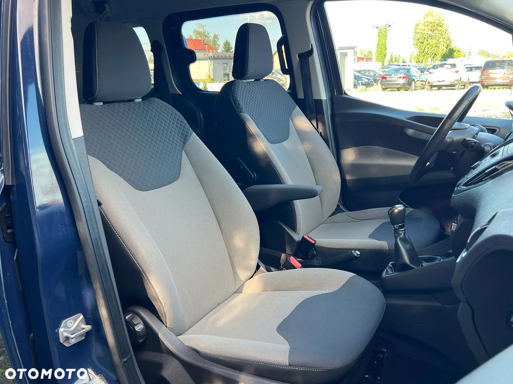 Ford Tourneo Courier 1.0 EcoBoost Ambiente - 15