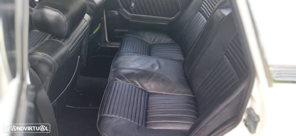 Alfa Romeo 2000 - 25