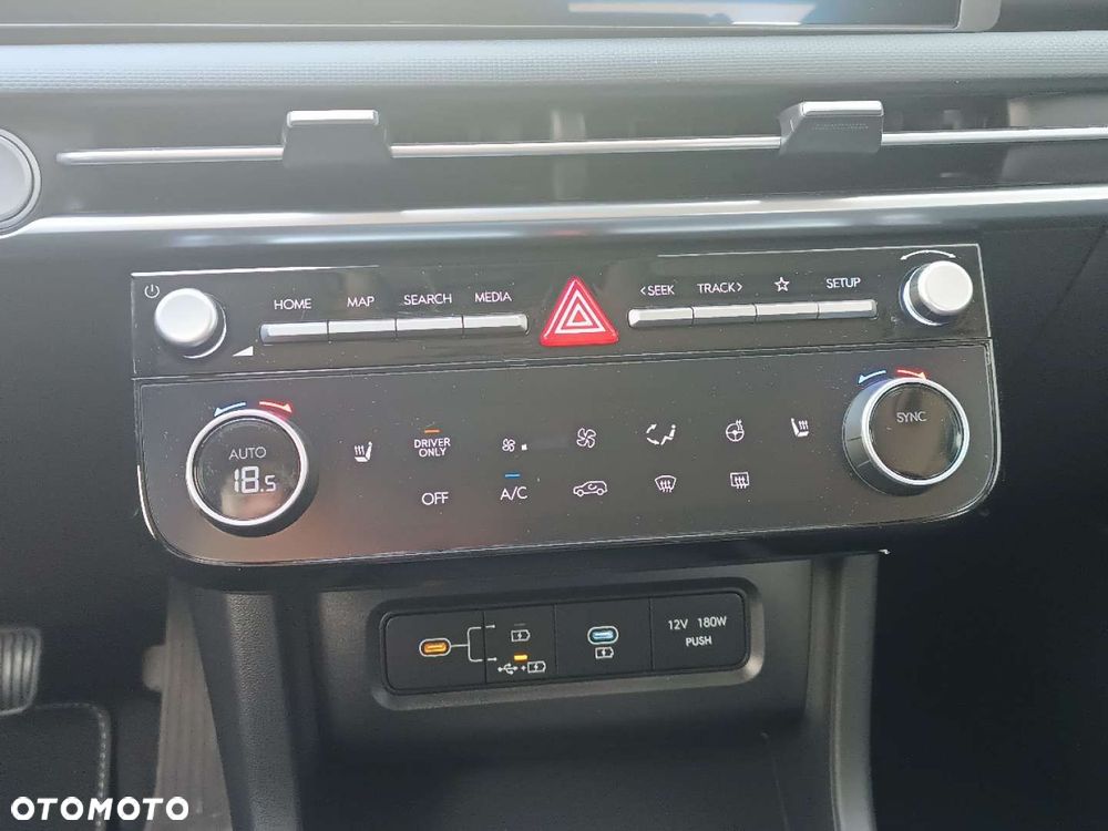 Hyundai Tucson 1.6 T-GDi HEV Smart 4WD - 24