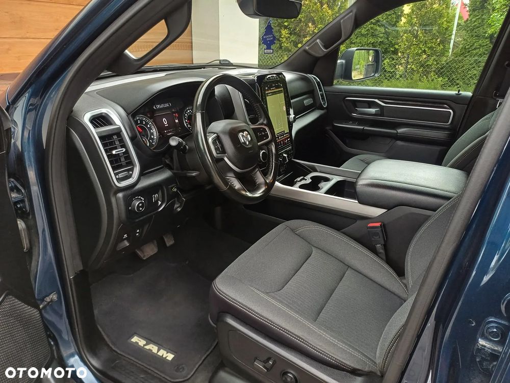 Dodge RAM - 10