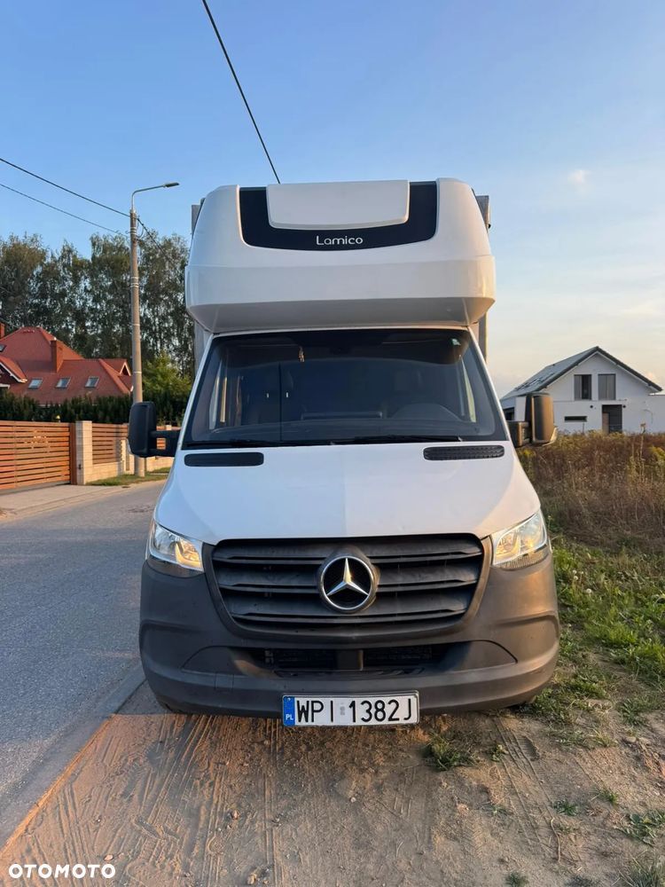 Mercedes-Benz Sprinter - 1