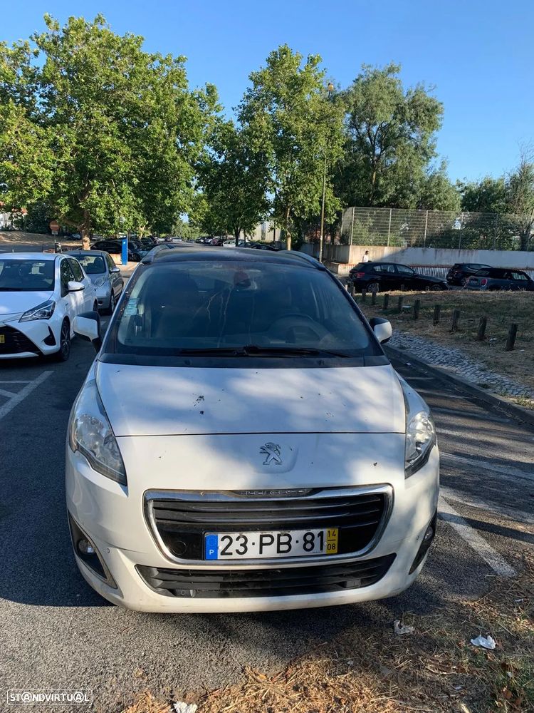 Peugeot 5008 - 10