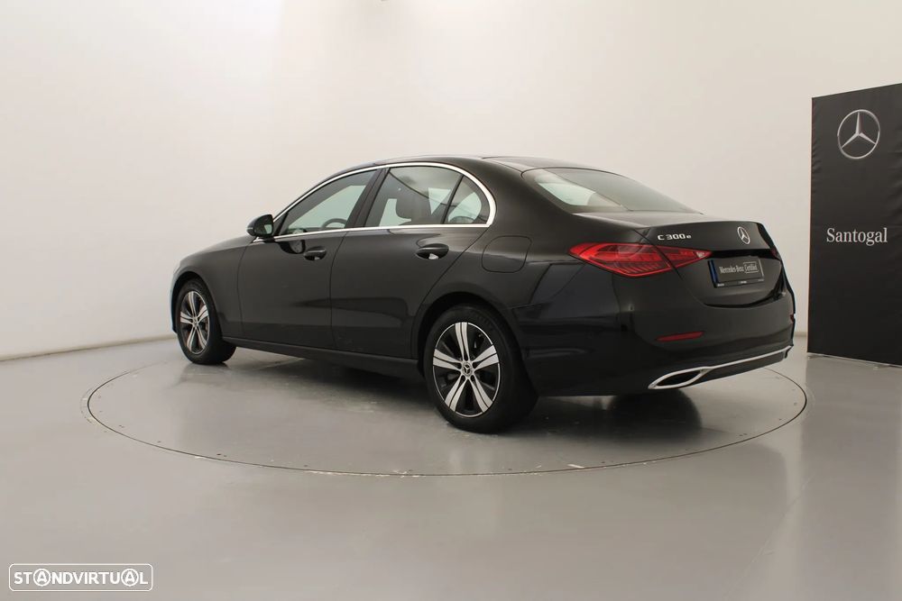 Mercedes-Benz C 300 e Avantgarde - 10