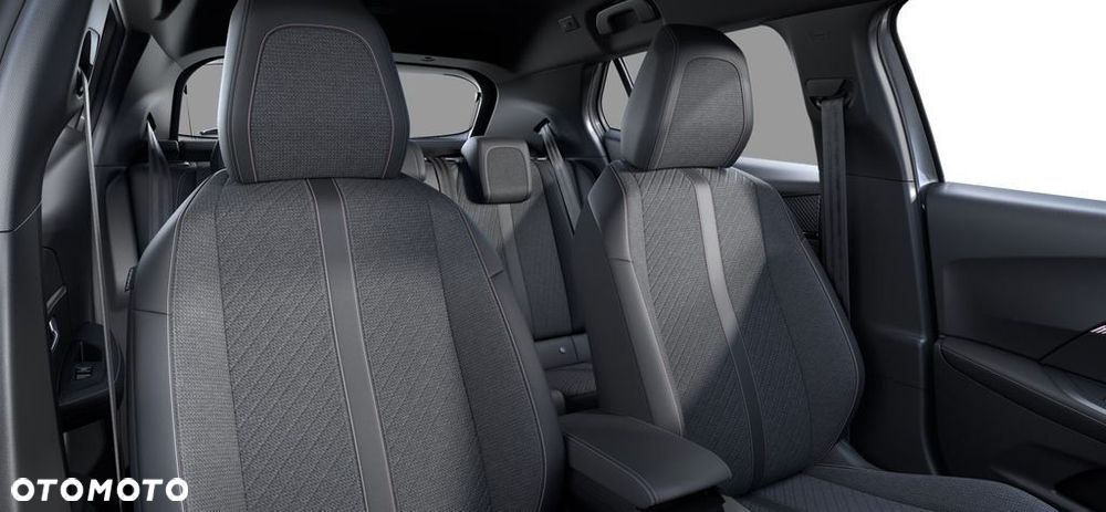 Peugeot 2008 - 12