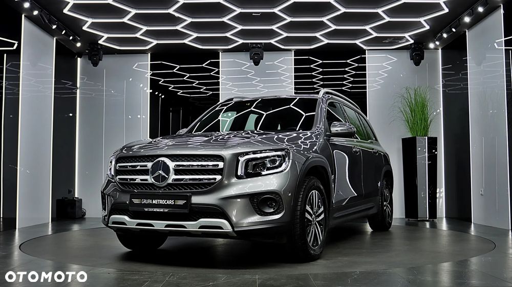 Mercedes-Benz GLB 200 7G-DCT - 2