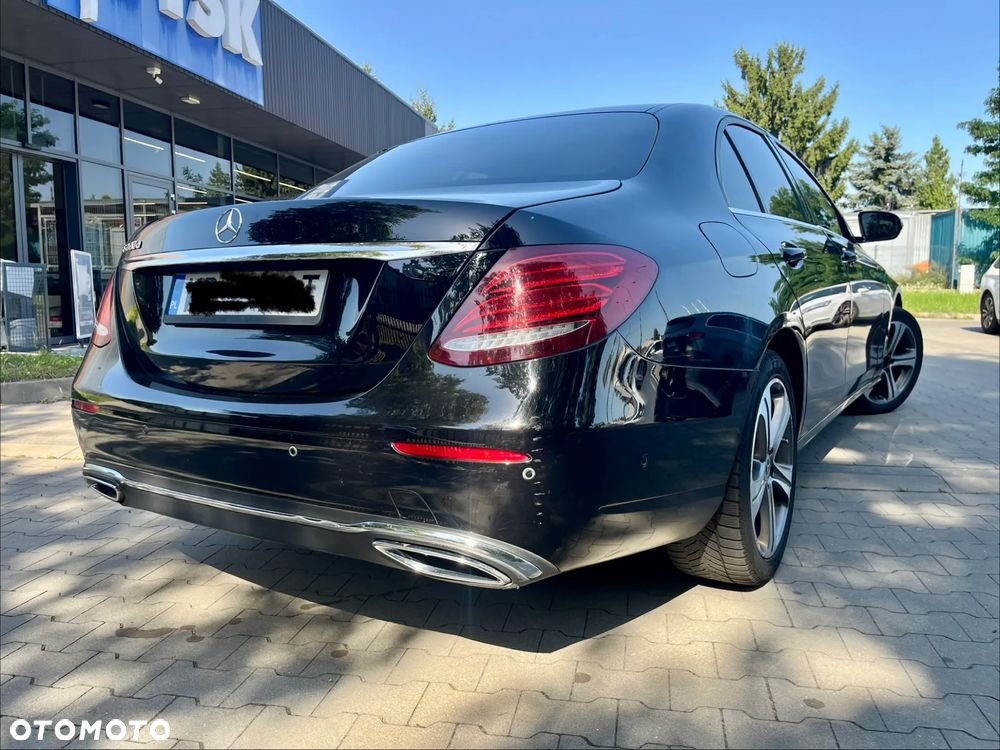 Mercedes-Benz Klasa E 220 d 9G-TRONIC - 4
