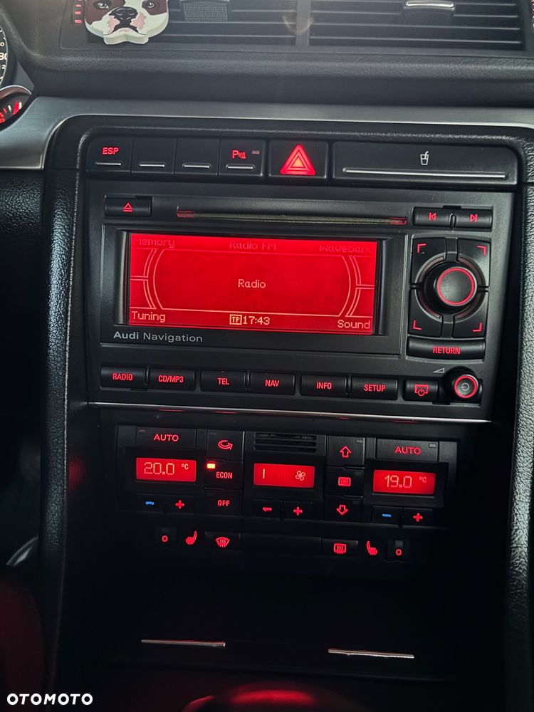 Audi A4 Limousine - 26