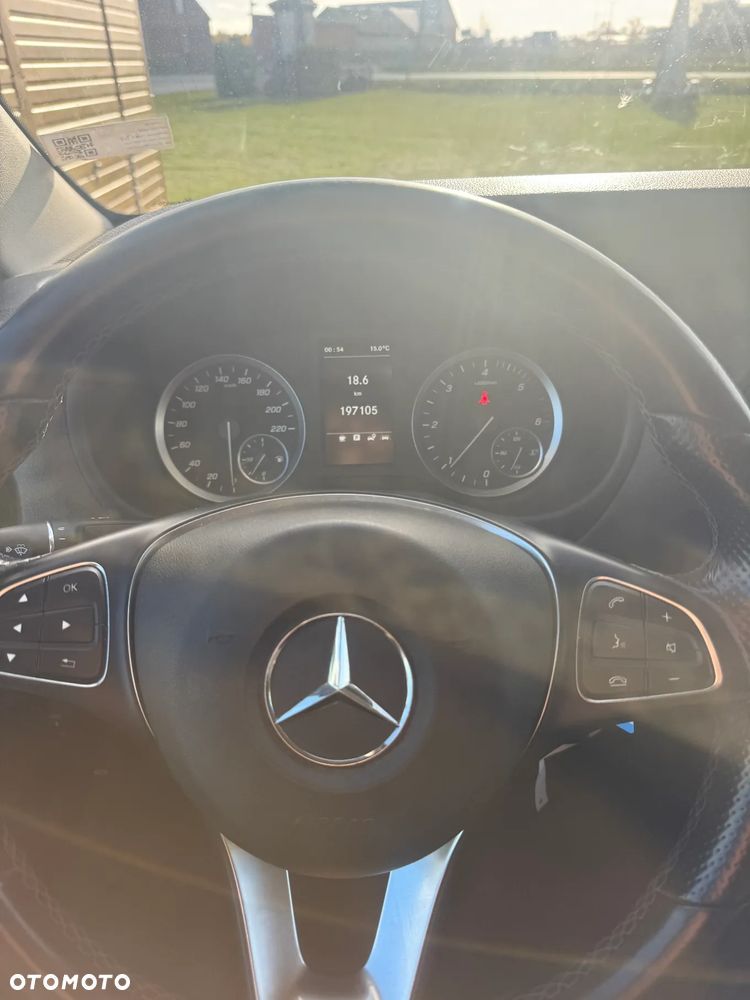 Mercedes-Benz Vito - 11