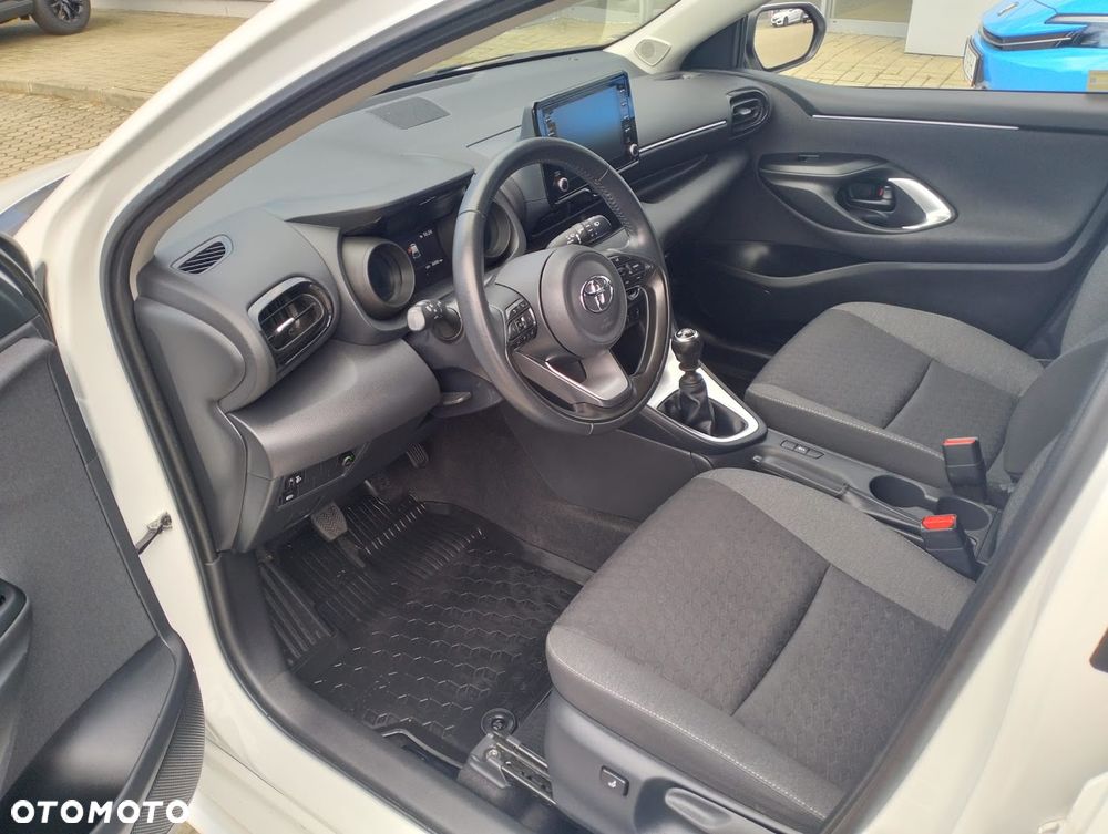 Toyota Yaris 1.5 Style - 10